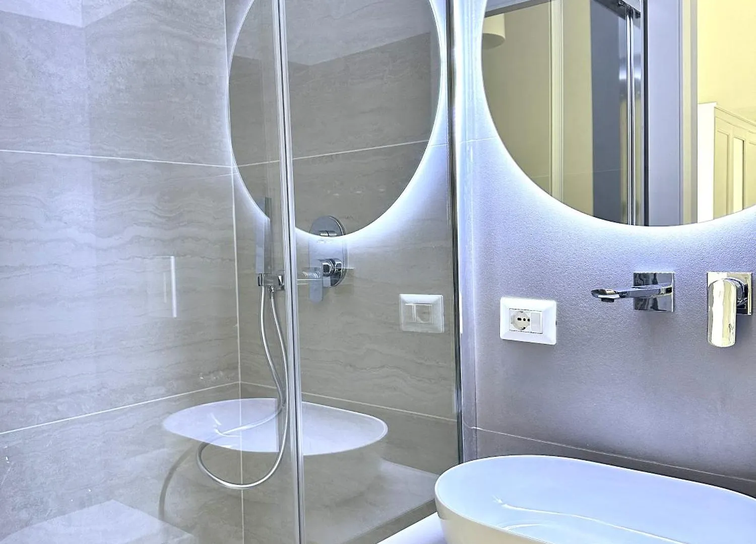 Guest house Residenza Caracciolo Hotel Naples Italy