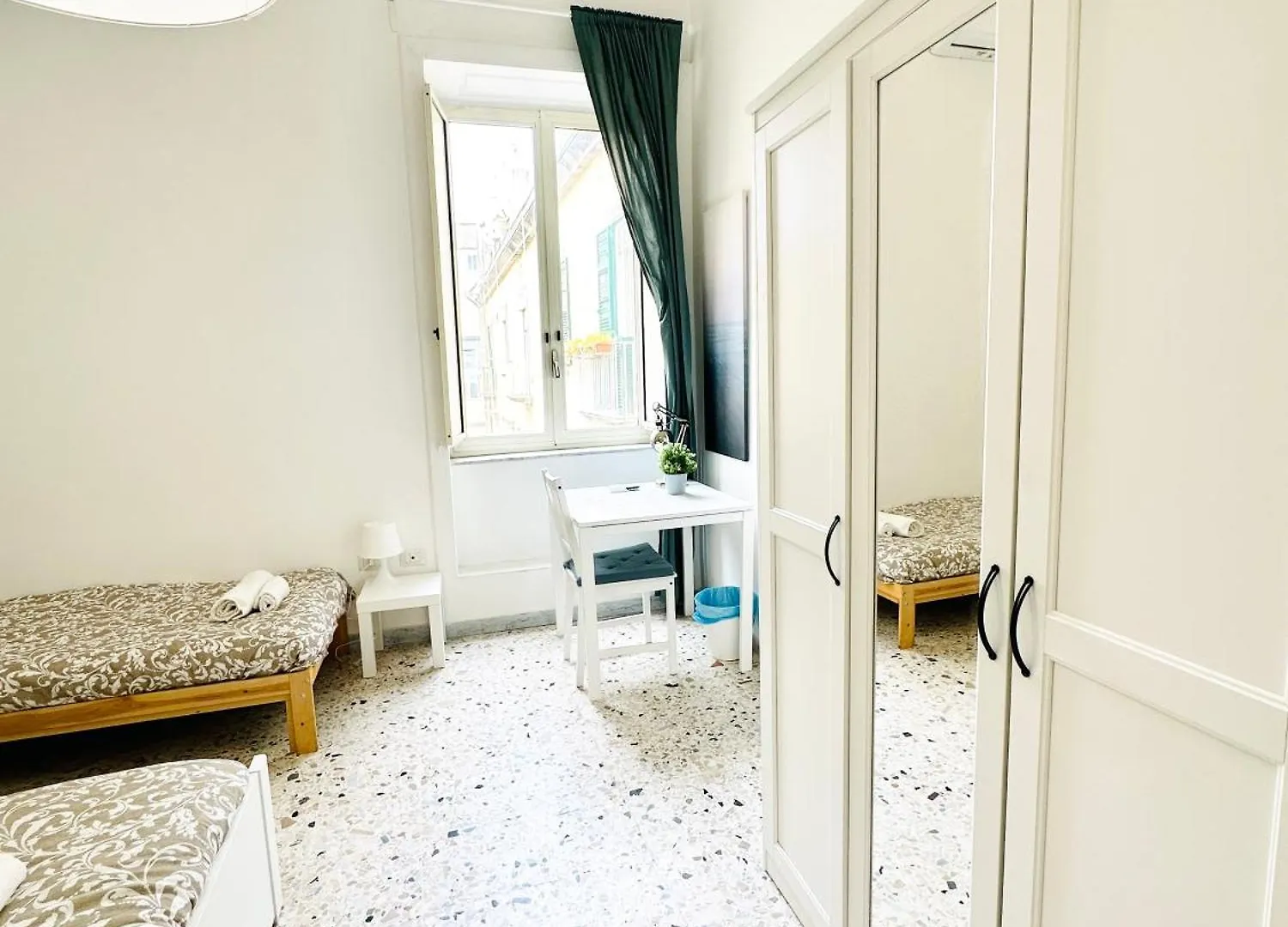 Residenza Caracciolo Hotel Naples 0*,  Italy