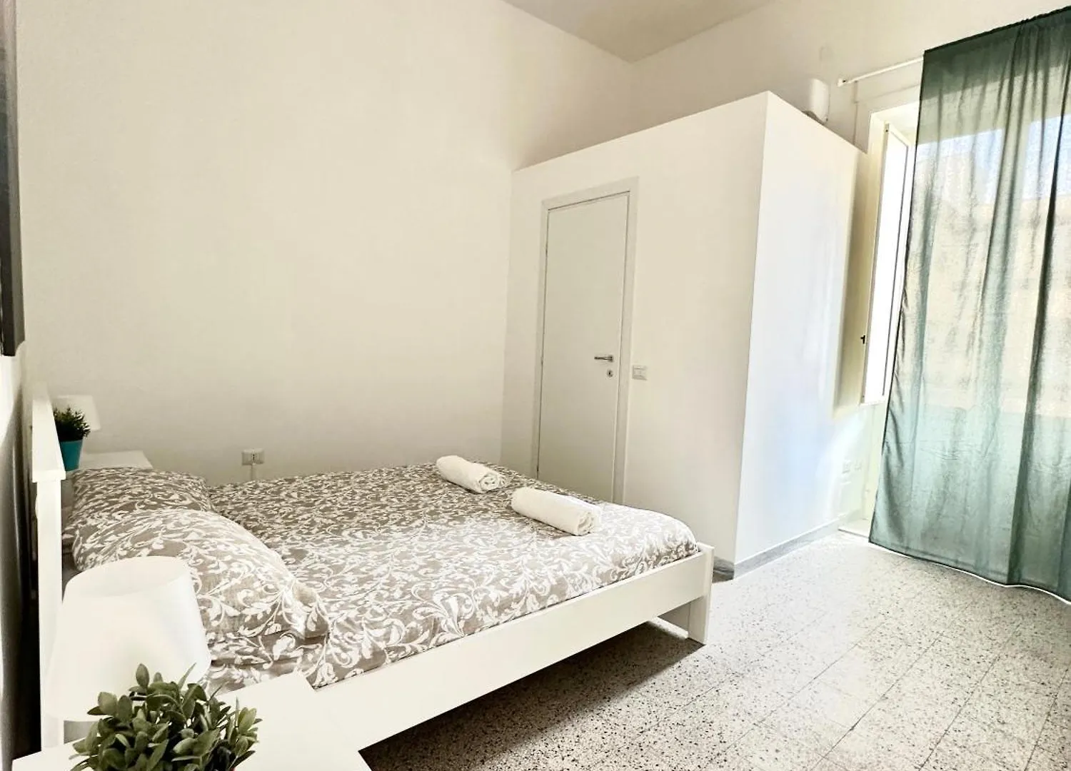 Residenza Caracciolo Hotel Naples Guest house