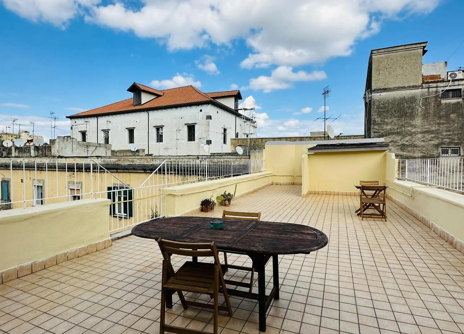 Residenza Caracciolo Hotel Naples Guest house